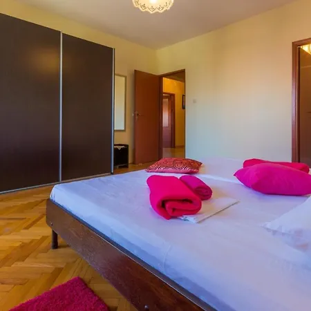 Apartment Maricic *